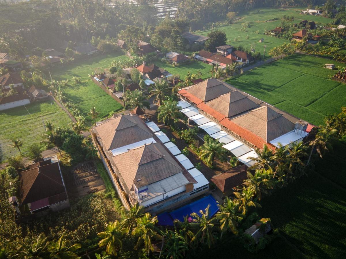 Апарт отель Townhouse, Pool & Kitchen, Ubud, Cucus Mondok Экстерьер фото